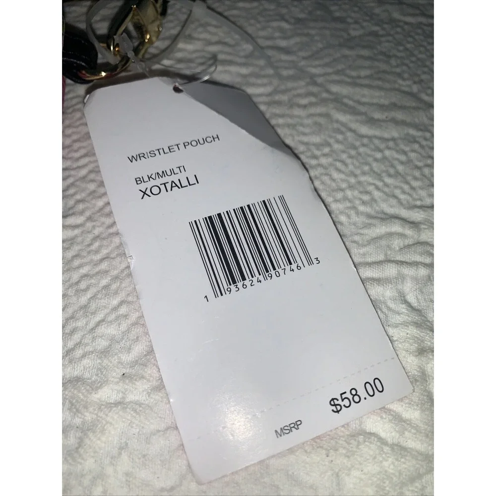 Betsey Johnson Double Zip Wristlet/Pouch‎ Black Floral XOTALLI, MSRP: $58